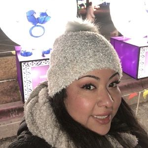 Meet your Posher, Cindy